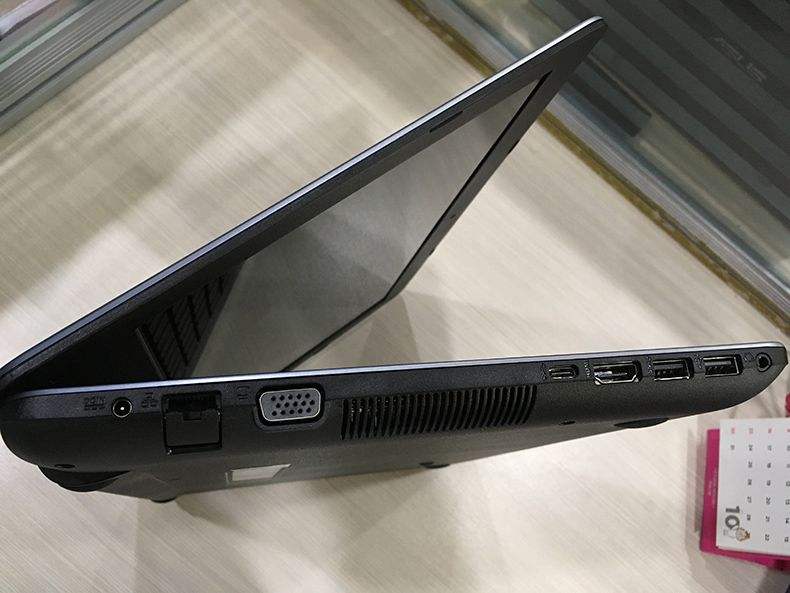 (USED) ASUS A441U i3-7100U 4G NA 500G GT 920M 2G 14" 1366x768 Entertainment Laptops 90% - C2 Computer